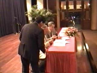 Signing the MOU (20 MB)
